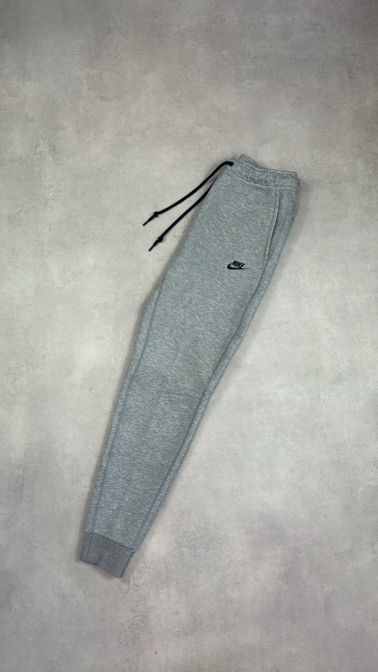Nike Tech Fleece Pants - Grey