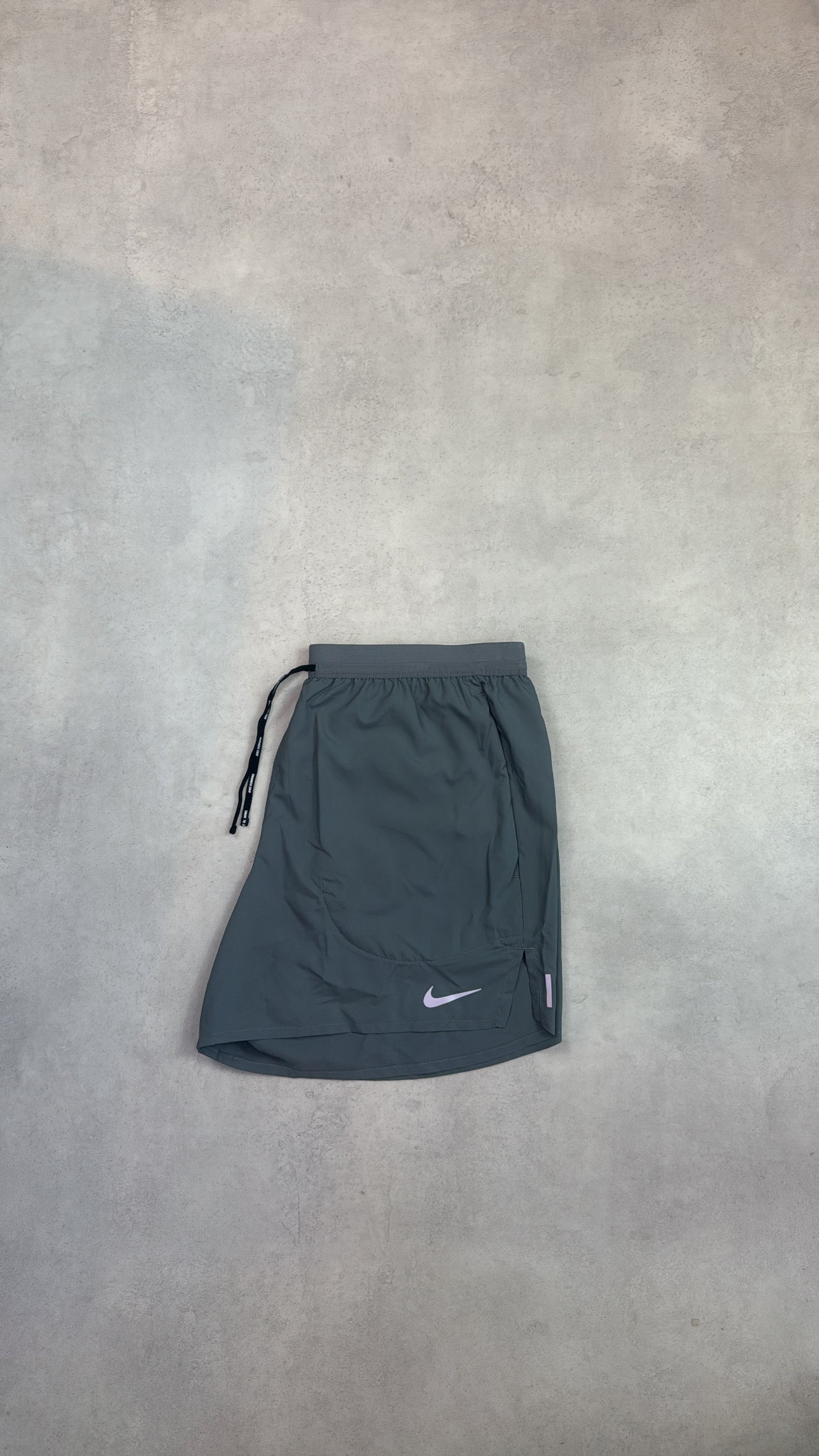 Nike Flex Stride Shorts - Grey