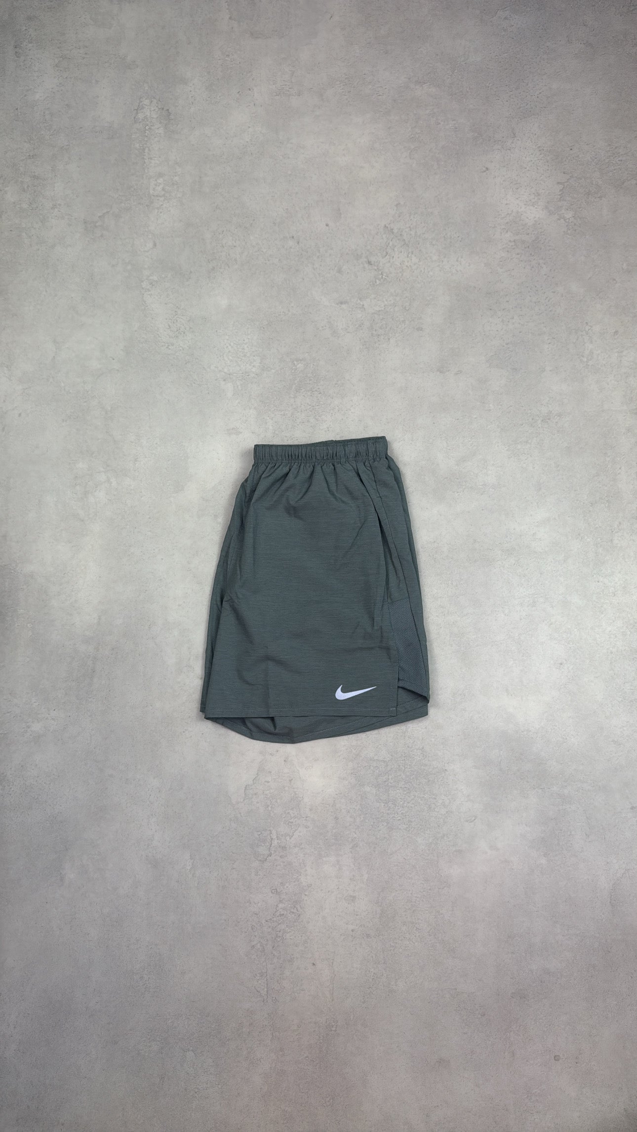 Nike Dri Fit Challenger Shorts - Grey