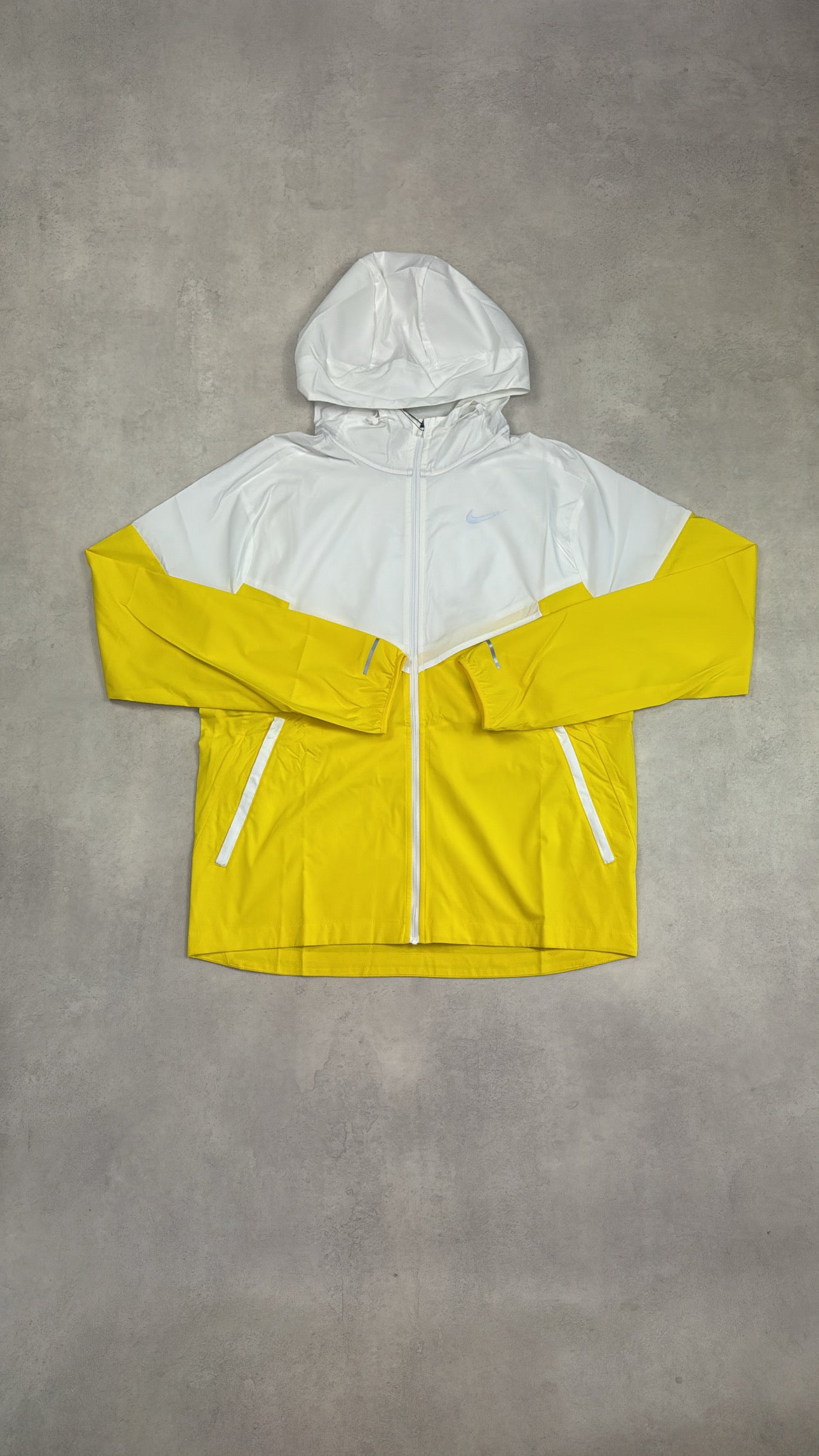 Nike Windrunner - Yellow/White
