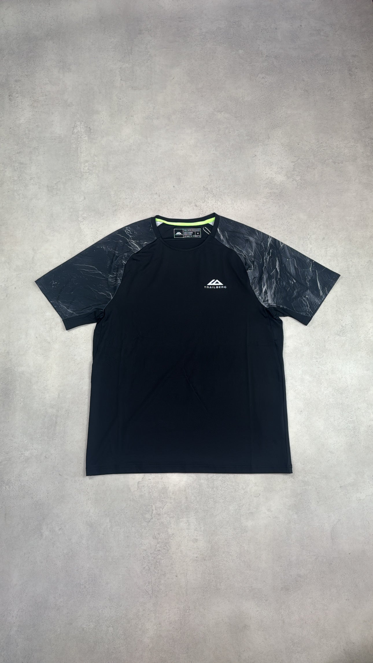 Trailberg Vertex Obsidian T-Shirt - Black/Neon Lime