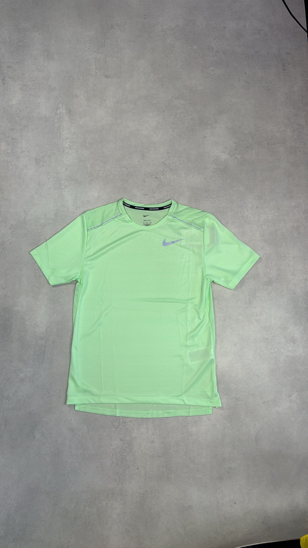 Nike Miler T-Shirt - Vapour Green