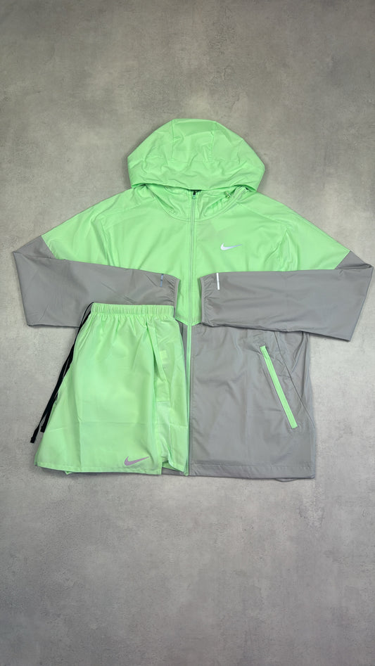 Nike Windrunner & Challenger Shorts Duo Set - Vapour Green