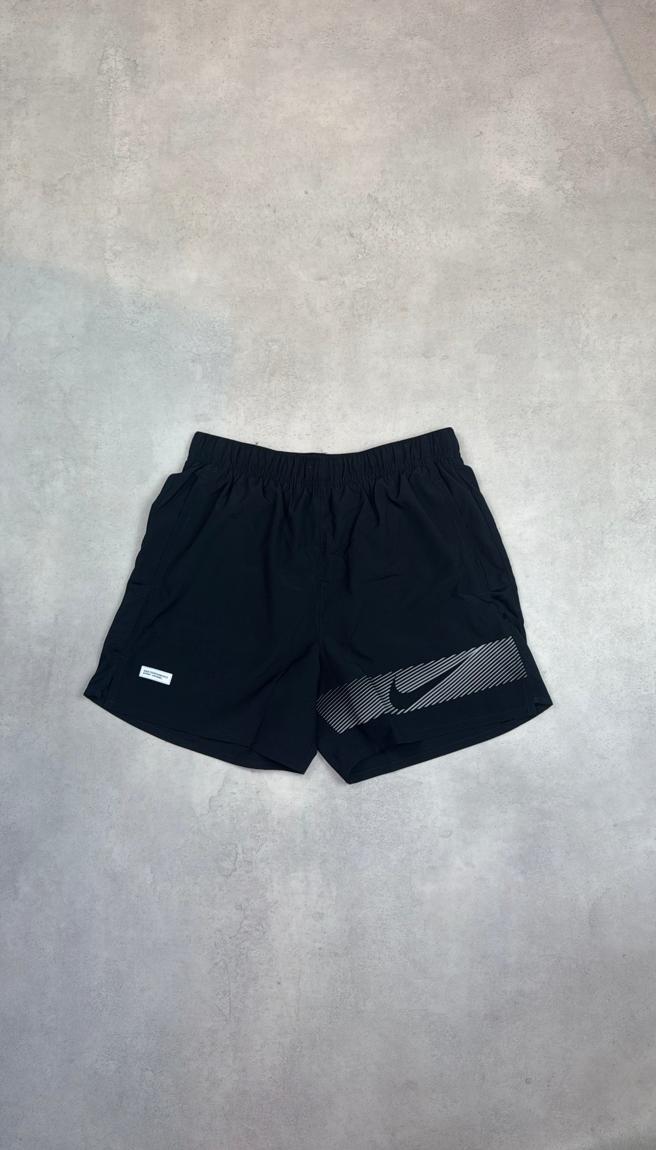 Nike 5 inch Challenger Shorts - Black Flash