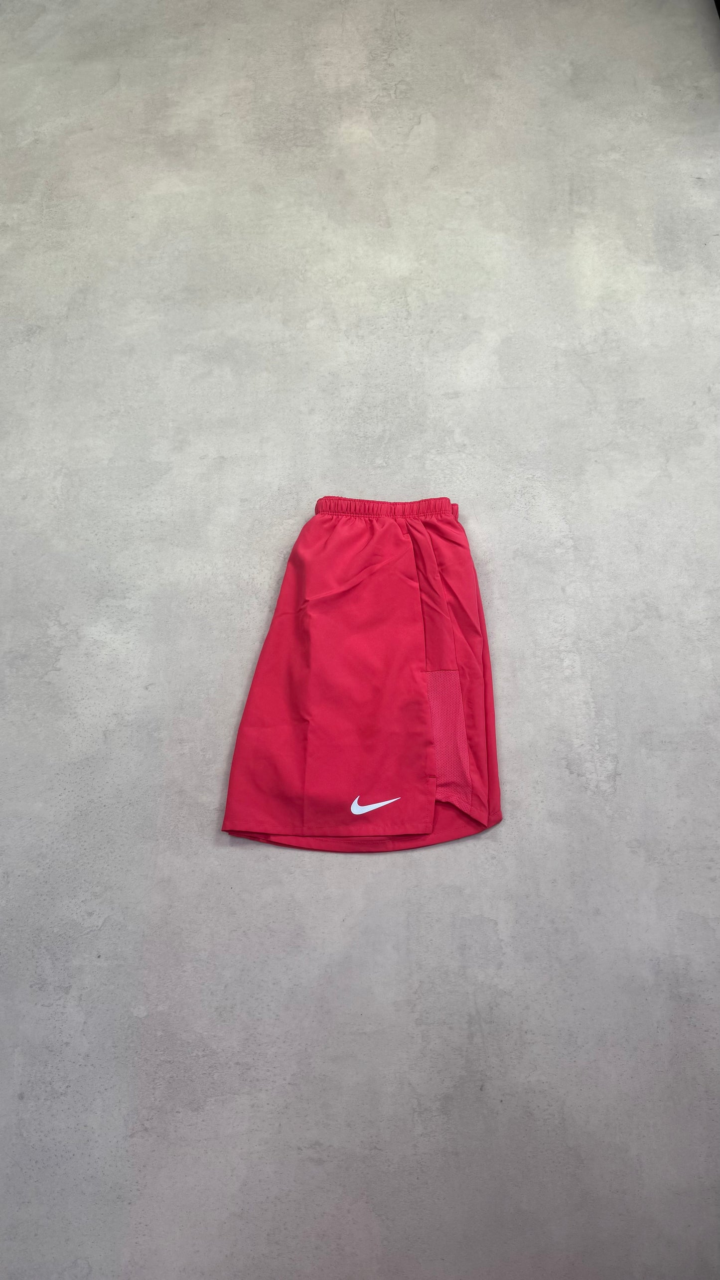 Nike Dri Fit Challenger Shorts - Aster Pink