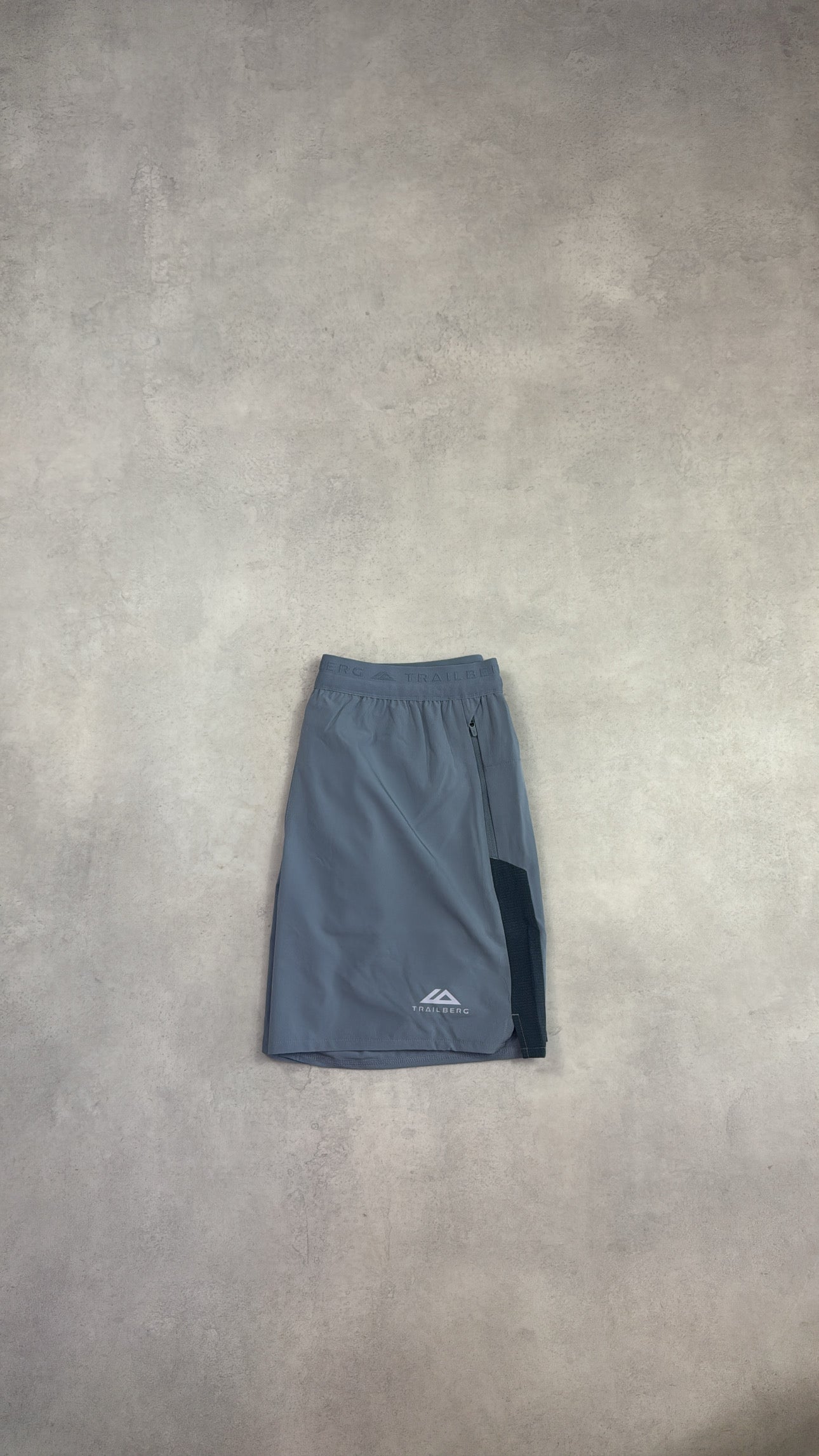 Trailberg Triathlon Shorts - Monument/Lava Smoke