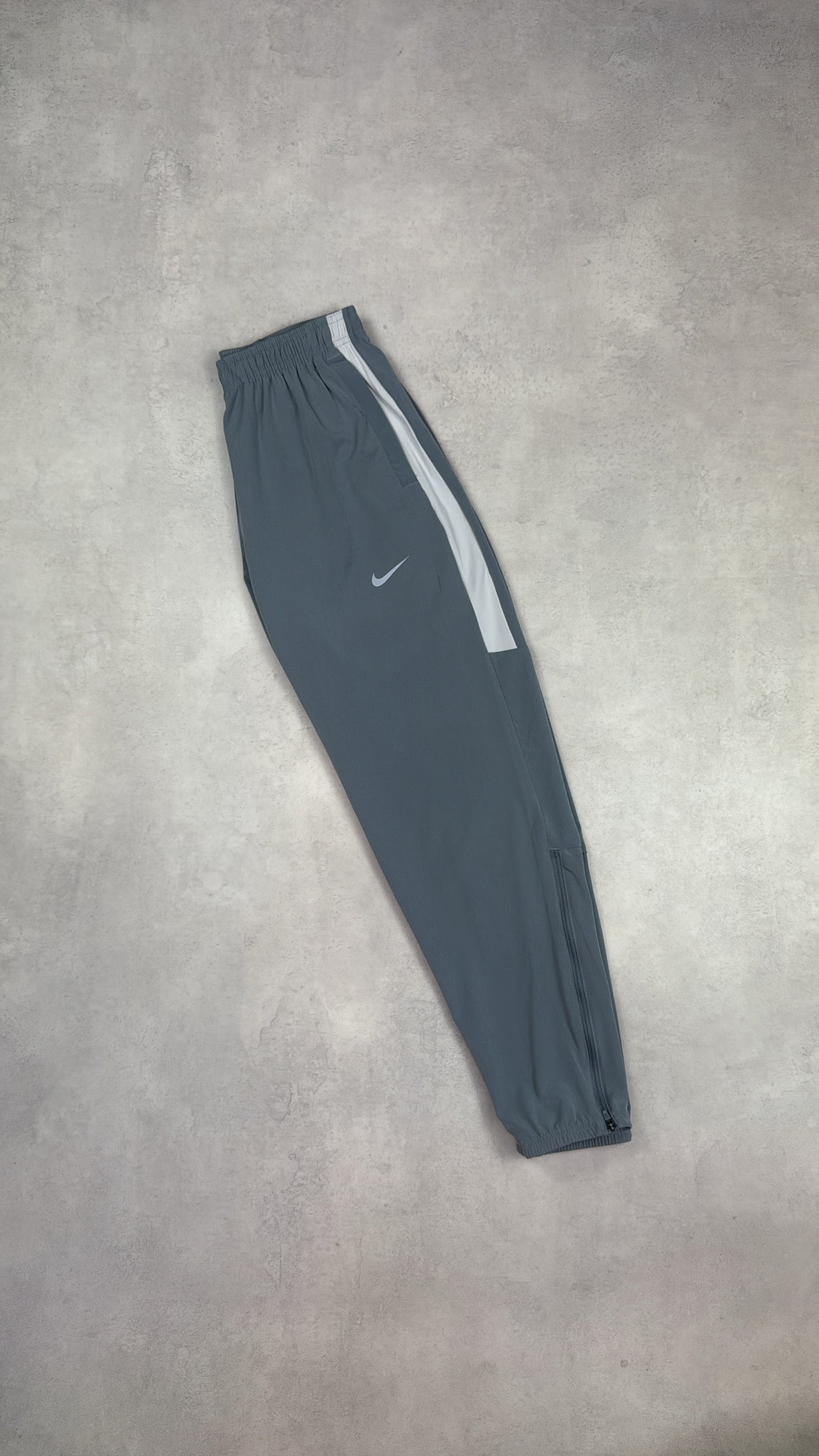 Nike Dri Fit Challenger Pants - Grey w/White Stripe