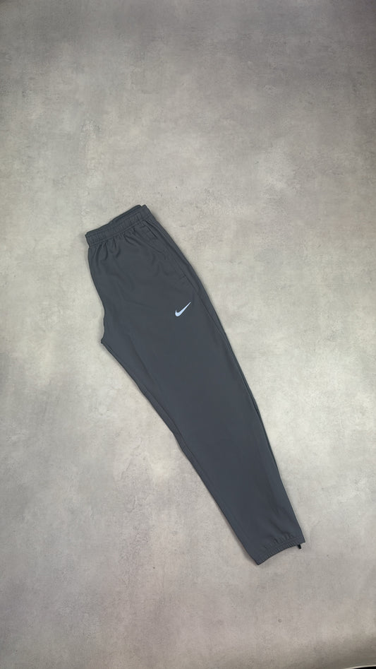 Nike Dri Fit Challenger Pants - Grey