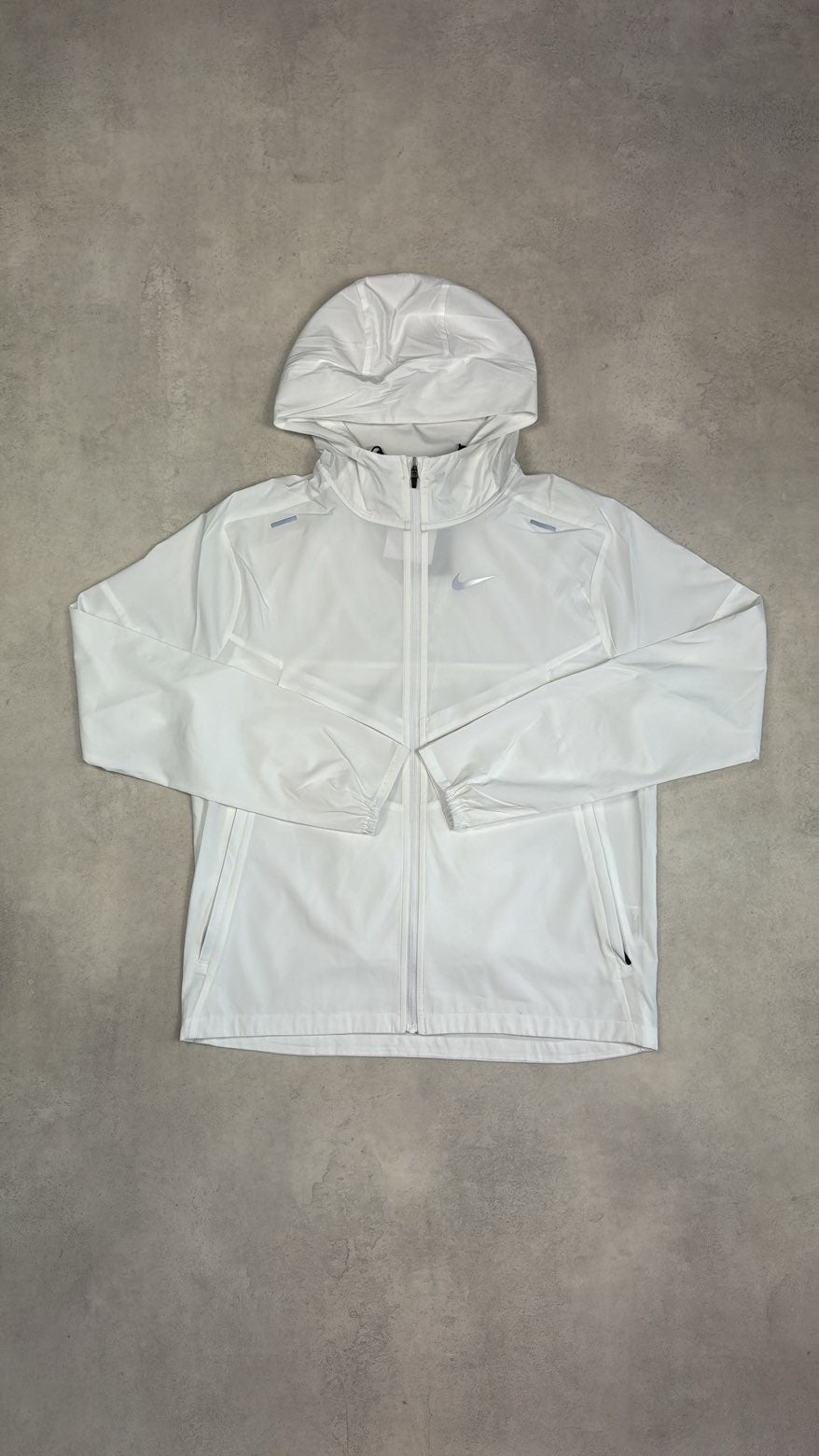 Nike Windrunner - White
