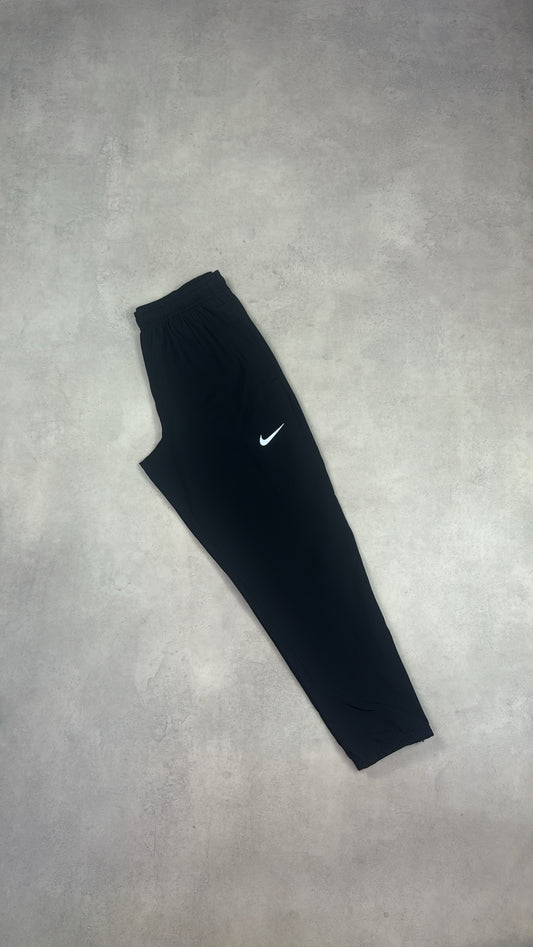 Nike Dri Fit Challenger Pants - Black