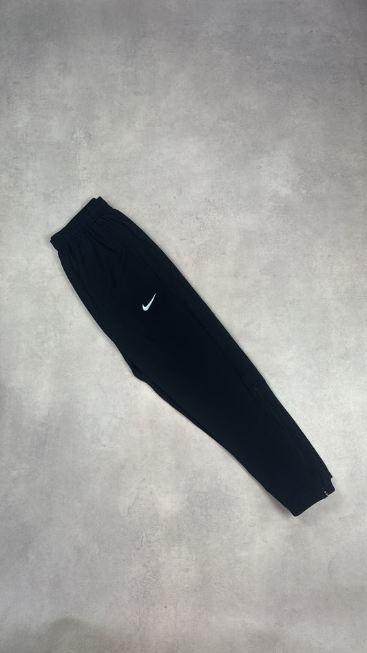 Nike Thermafit Pants - Black