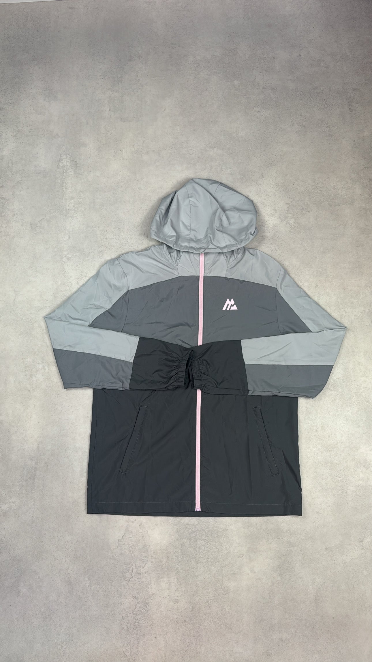 Montirex Surge 2.0 Windrunner - Cement Grey/Pink Logo