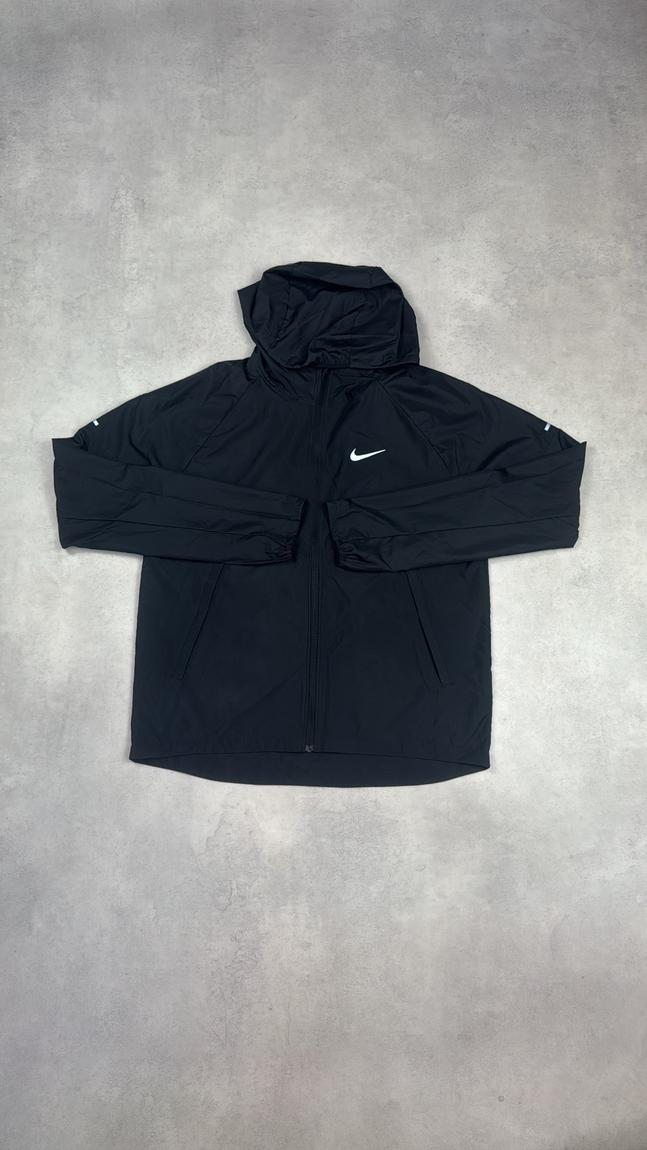 Nike Windrunner - Black