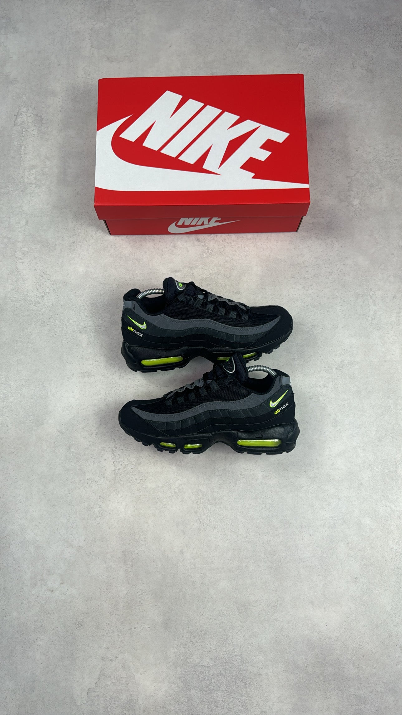Air Max 95 Retro Logo
