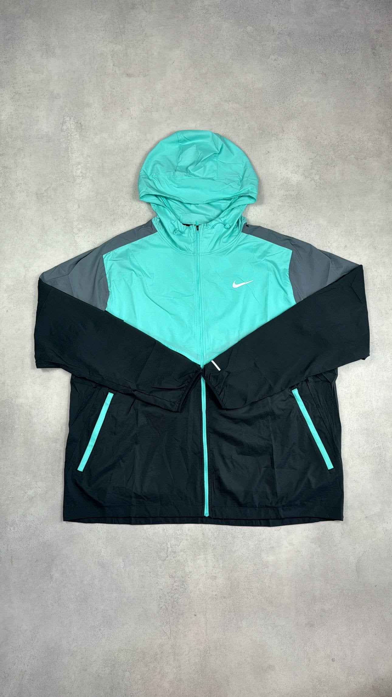 Nike Windrunner - Mint