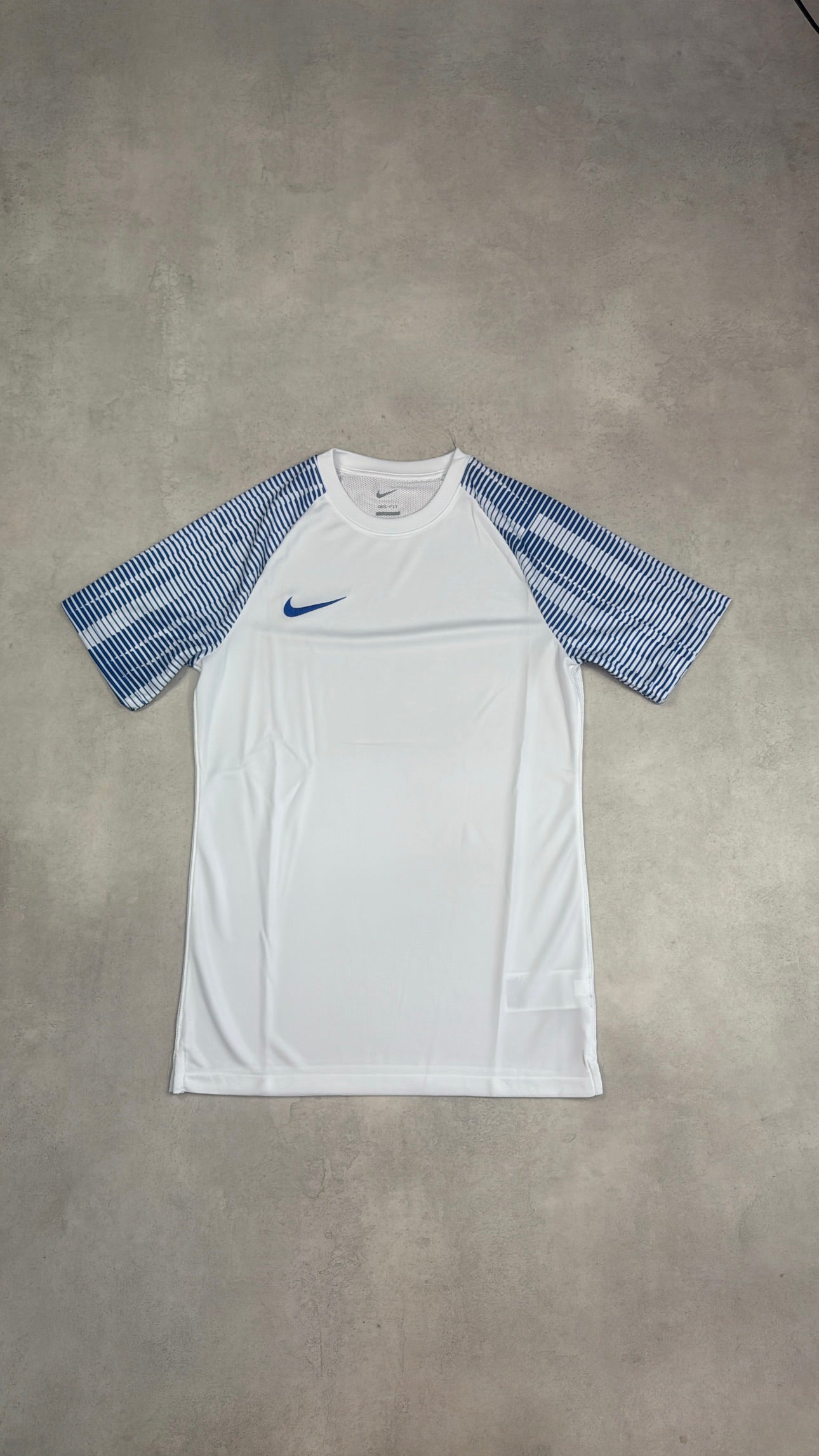 Nike Park T-Shirt - White, Blue Stripes