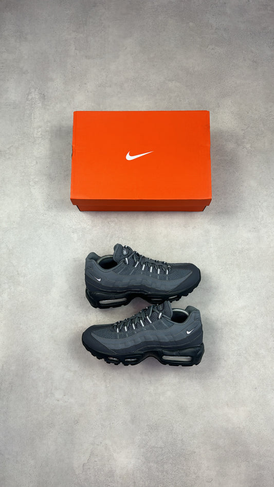 Air Max 95 Triple Grey